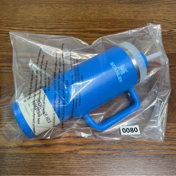 40 oz Stanley The Flowstate Quencher H2.0 Tumbler in Beach Blue 🌴 - Picture 9 of 9